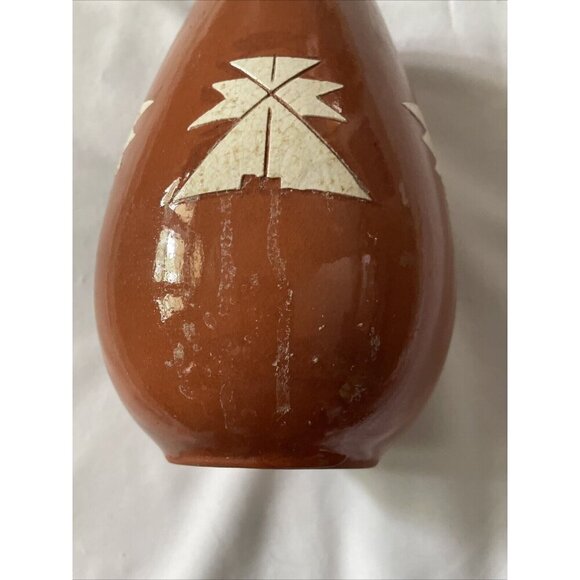 Handcrafted Native American Style Terra Cotta Vase W/ White Geometric Patterns - Picture 6 of 14